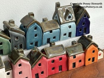 Grand Collection of 20 Penny Pottery Miniature Ceramic Houses + 2 sheds - Image 7