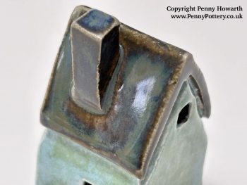 Grand Collection of 20 Penny Pottery Miniature Ceramic Houses + 2 sheds - Image 4